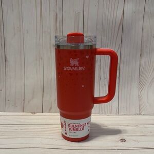 Stanley Red/pink heart viral Quencher H2.0 Tumbler